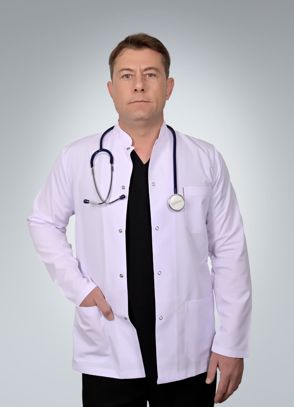 Formed Alpaka Kumaş Erkek Uzun Kol, Kısa Boy, Hakim Yaka Vizite Önlük (709)